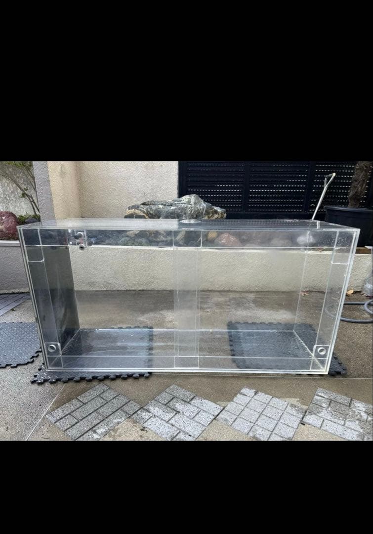 アクリル水槽 1500×750×500 厚み1センチ 引取り限定 アクリル水槽 1500×750×500 厚み1センチ 引取り限定 アクリル水槽 1500