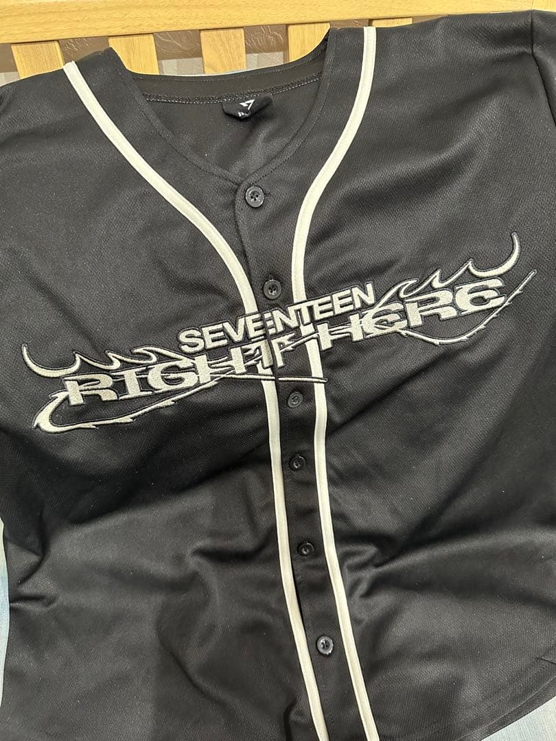 ミンギュ ユニフォーム SEVENTEEN RIGHT HERE 公式 Tシャツ - メルカリ