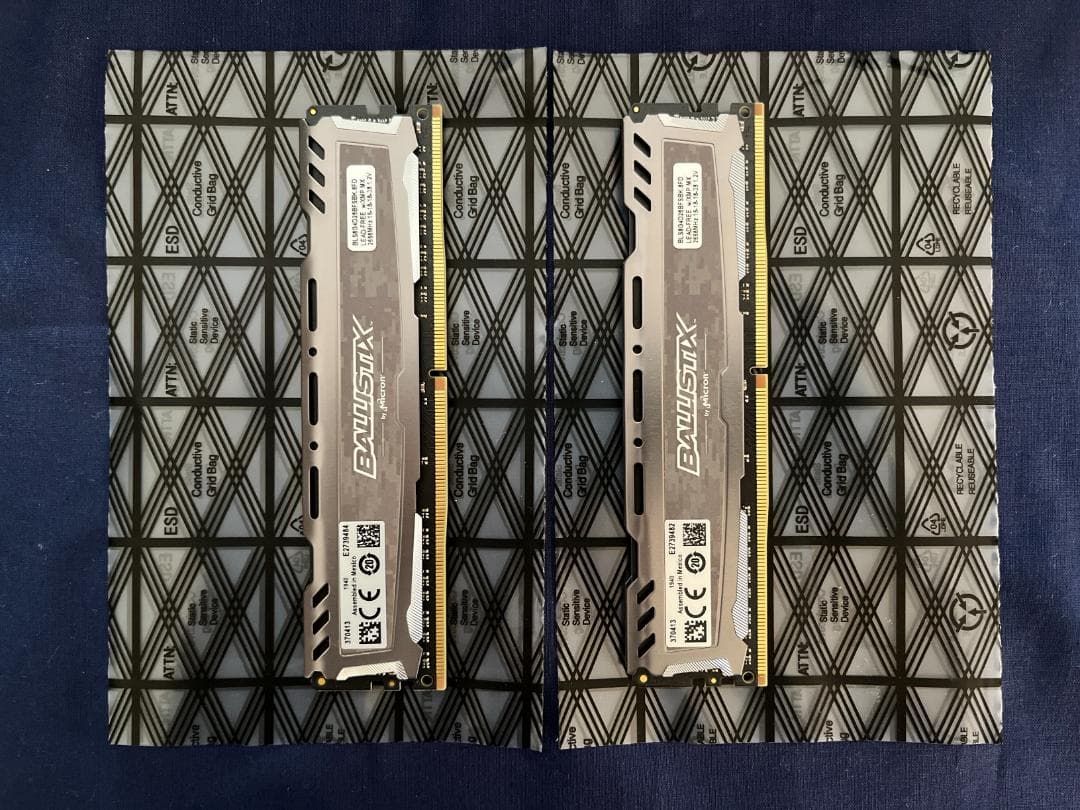 Crucial DDR416GB(8GB×2) Crucial 16GB kit (8GBx2), 288-pin DIMM, DDR4 PC4-19200, at Amazon.com