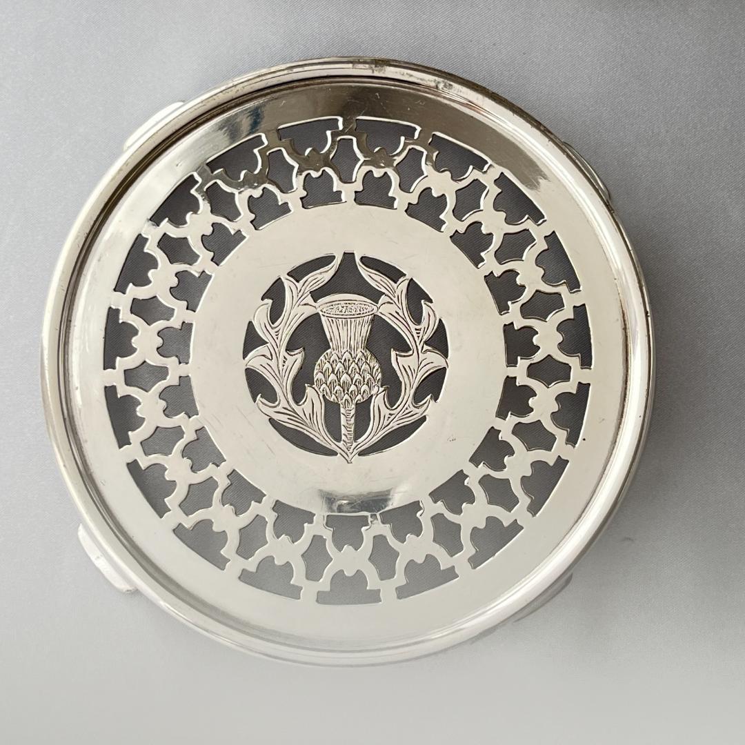 【英国】 アールデコ アザミのティーセンター 13 cm ティーポット敷