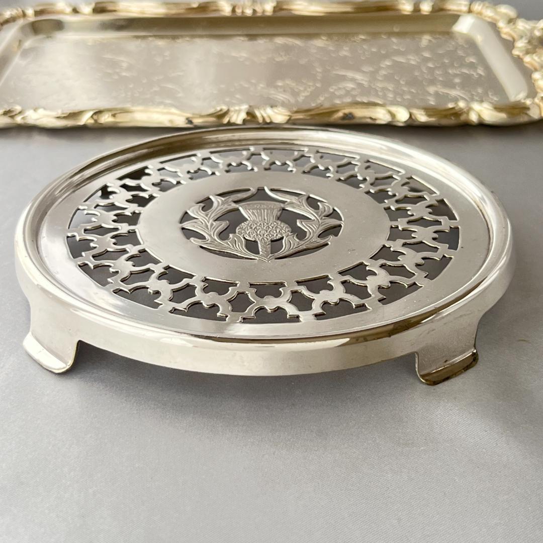 【英国】 アールデコ アザミのティーセンター 13 cm ティーポット敷