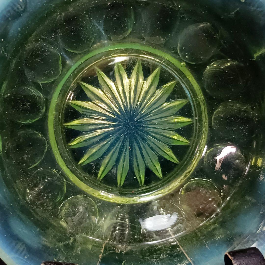 希少】ウランガラス 乳白色 ガラスボウル 3枚 明治ガラス 大正ガラス