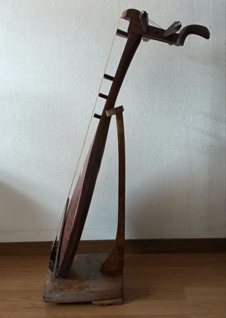 琵琶 木製 4弦 和楽器 スタンド付き