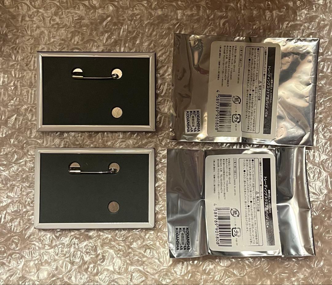 進撃の巨人 joypolis スクエア缶バッジ リヴァイ エルヴィン