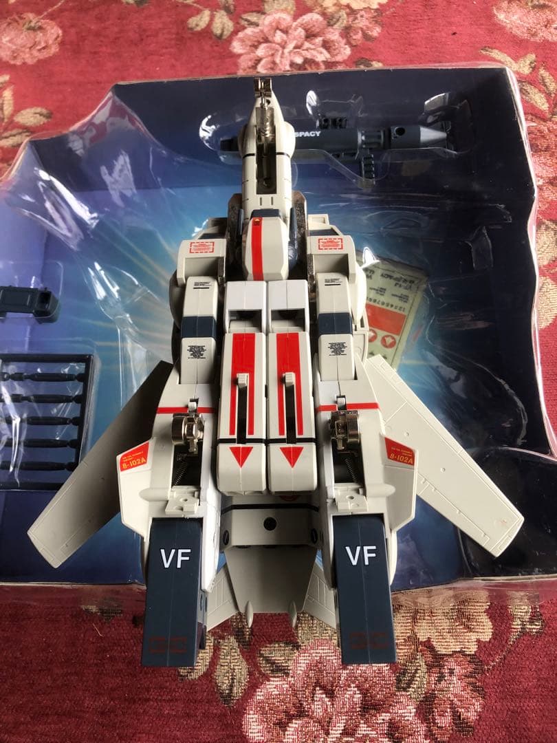 ラ*ャ様 値下げ◇バンダイ◇VF-1J バルキリー 一条 輝 機 1/55