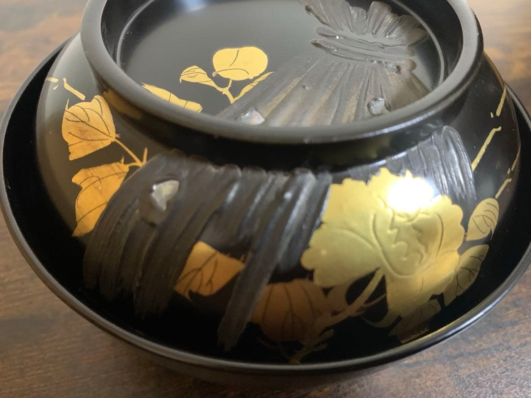 沈金蒔絵吸物椀10客 時代物 蓋付き椀 お椀 汁椀 貝細工 未使用品