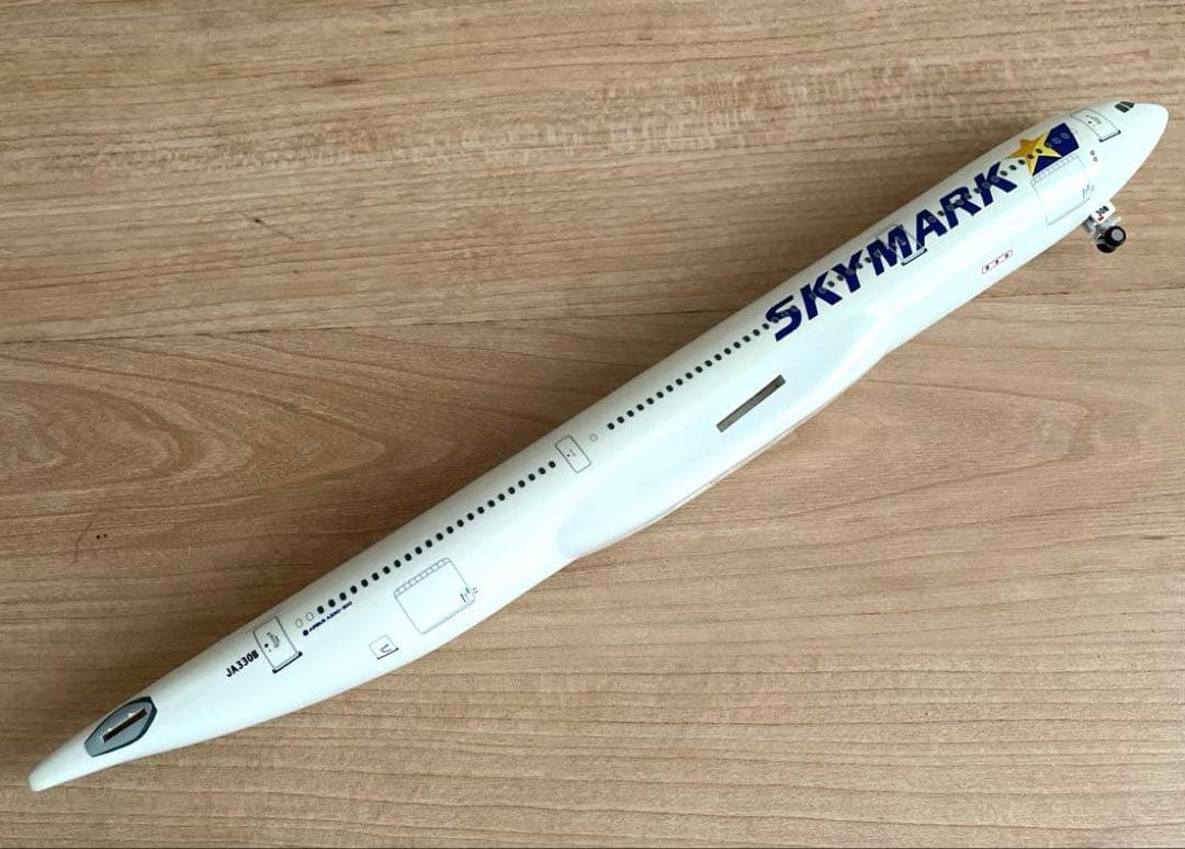 美品 レア】SKYMARK AIRBUS A330-300 飛行機模型