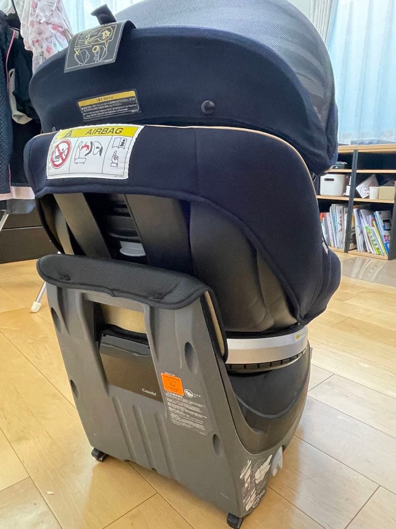 Combi 回転式チャイルドシート ネイビー 取り扱い説明書付き
