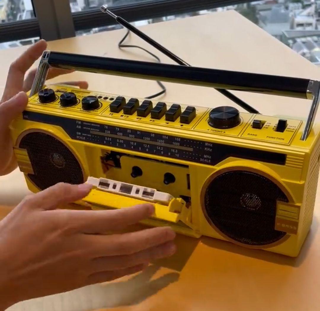 スピッツ(ひみつスタジオ）Bluetooth対応ステレオラジカセ＆カセットテープ