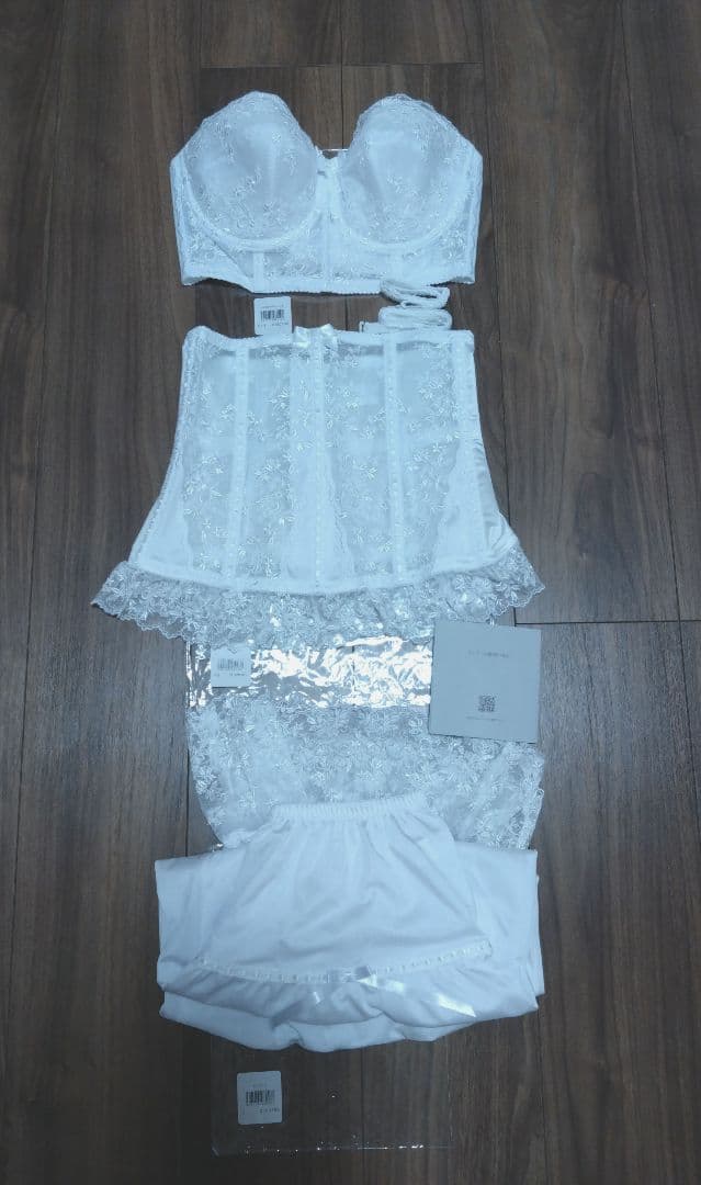 セモアブライダルインナー E75/76/L