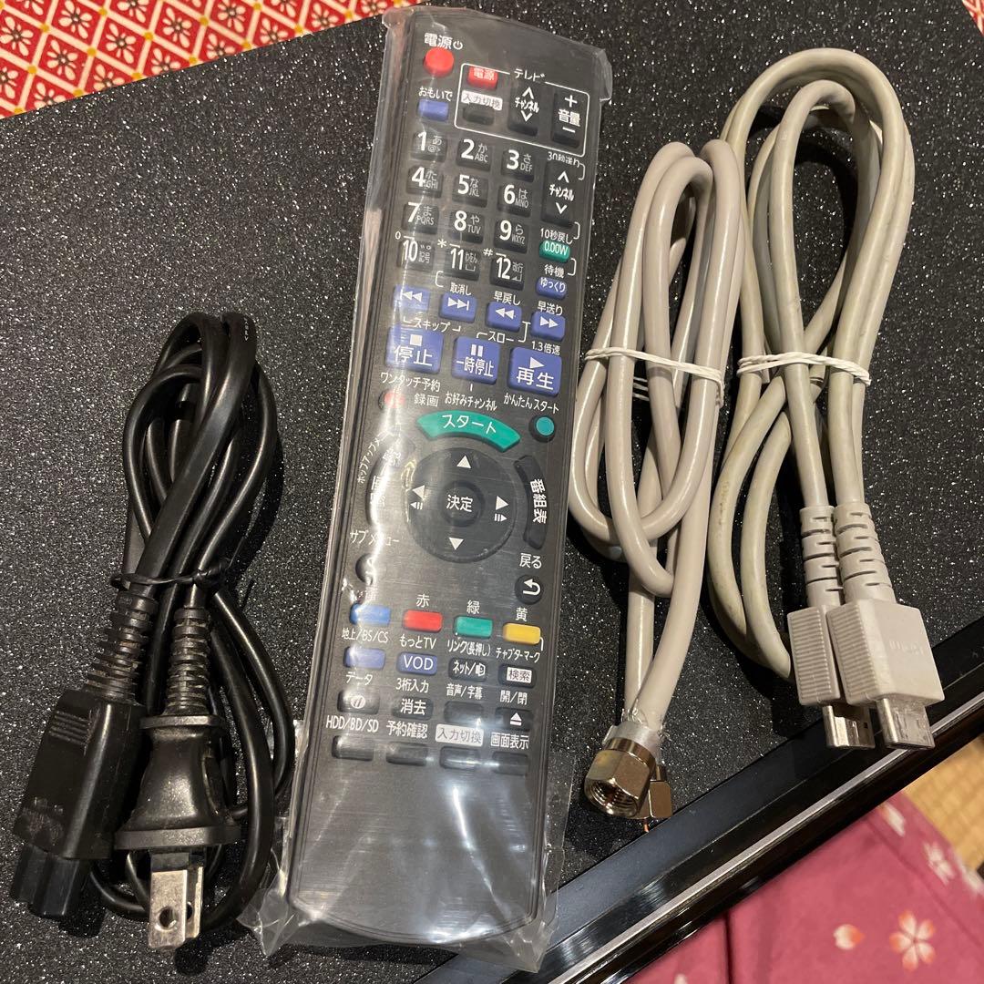 パナソニックDMR-XE100 DVDレコーダー　地デジ　新品リモ等付フル装備！