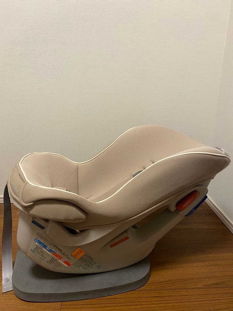 combi コンビ チャイルドシートコッコロ S UX ヘーゼルナッツ
