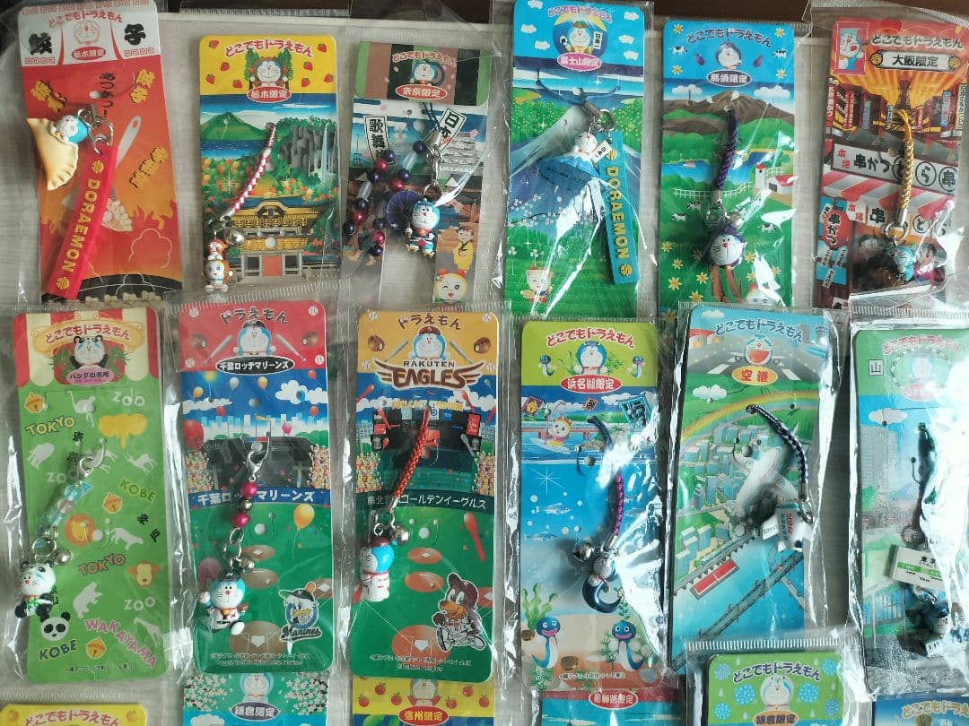 どこでもドラえもん 根づけ 42種 セット キーホルダー ストラップ ご当地