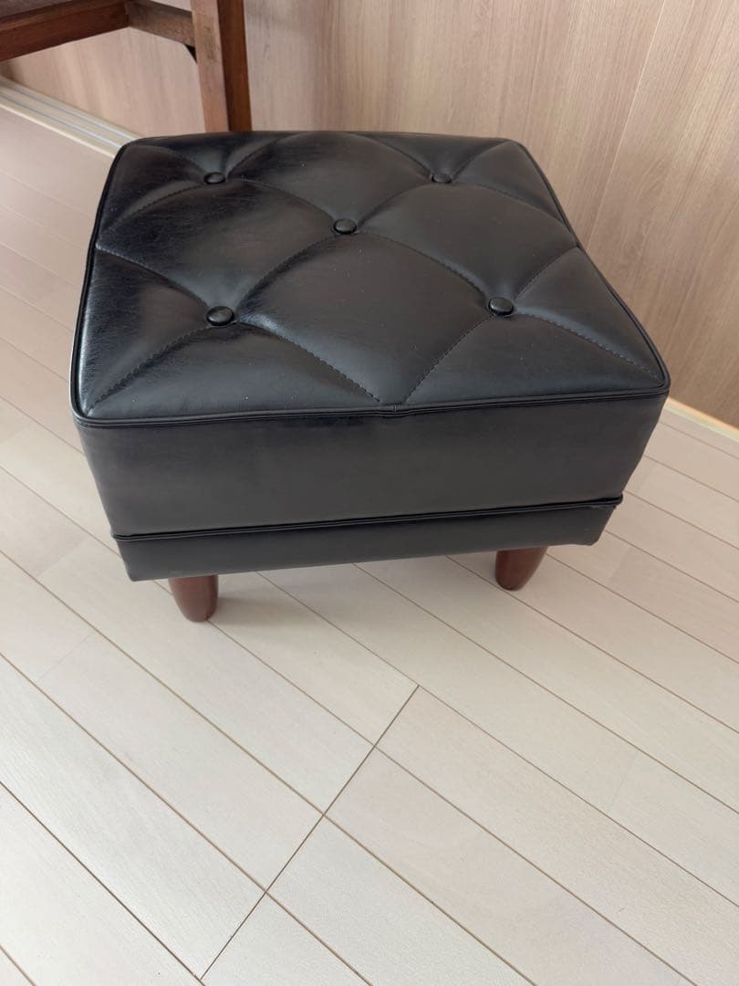 カリモク　オットマン