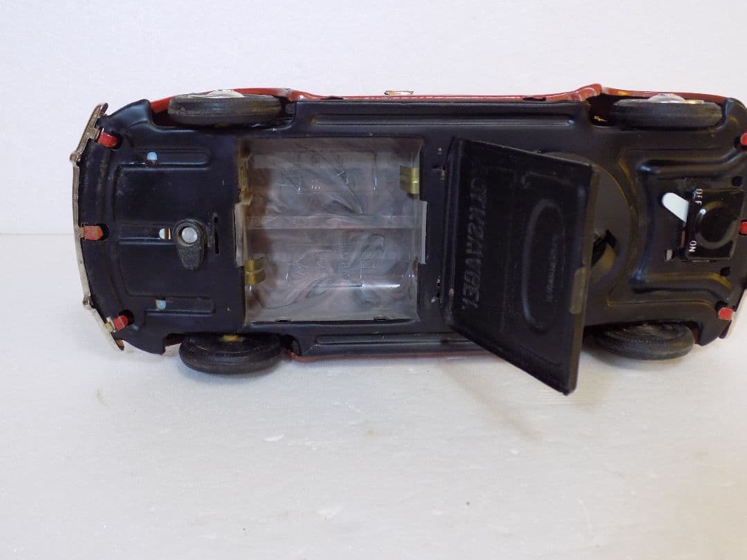 バンダイ？ブリキ　電動【フォルクスワーゲン】動作品