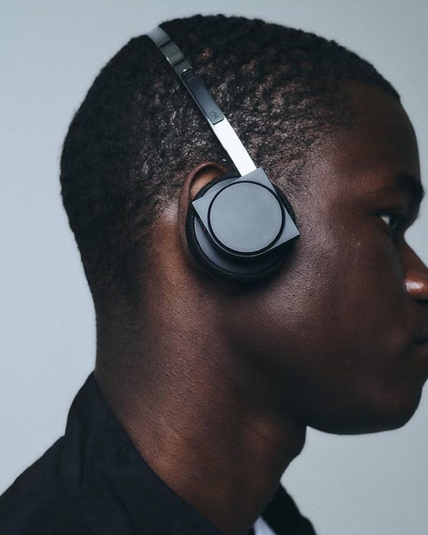 新品未使用品 km5 有線 ノイズキャンセリング オンイヤーヘッドホン