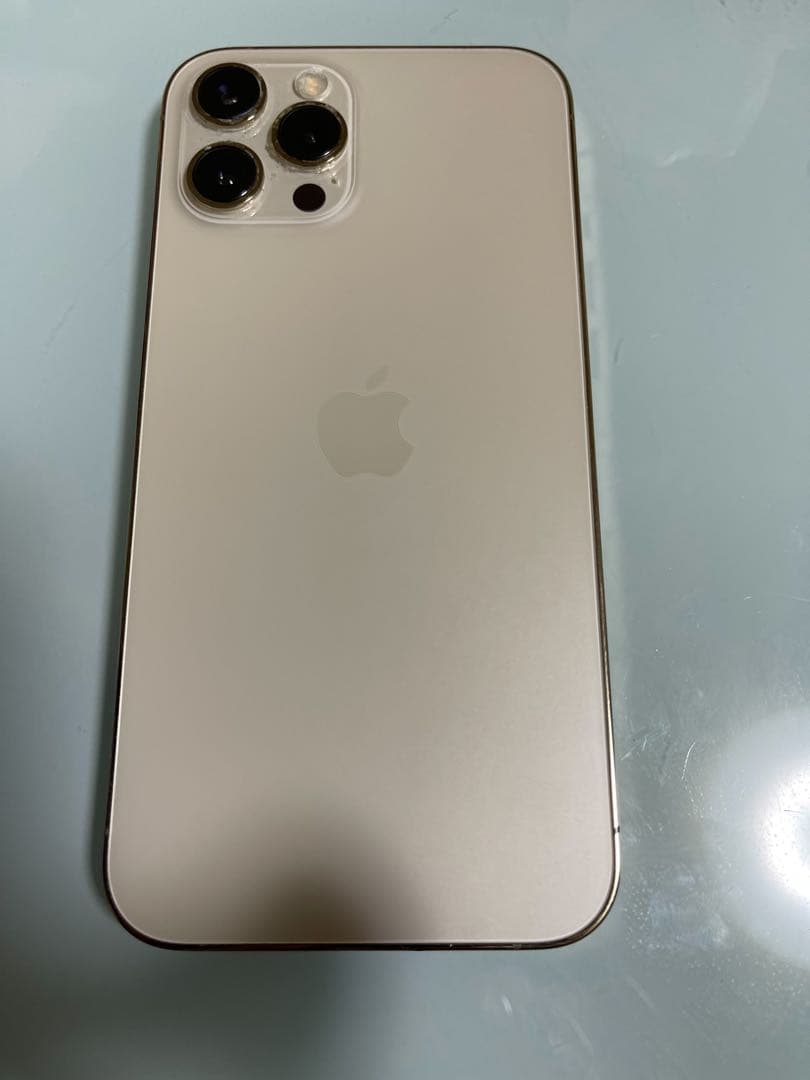 iPhone 12promax バッテリー最大容量81%