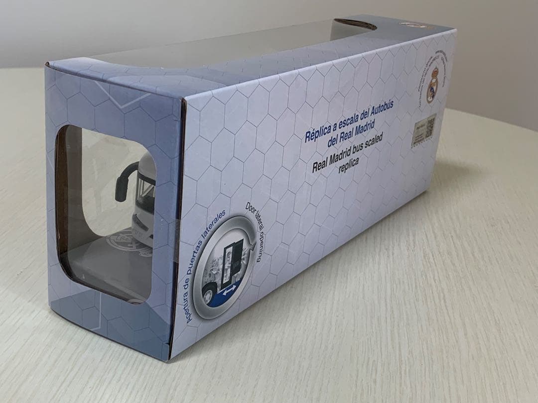 リアル・マドリード バス ミニカー フィギュア