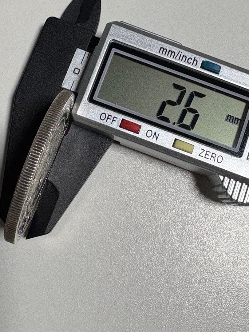 【本物保証】　美品　一圓銀貨　丸銀　明治29年銘　26.92g 左打丸銀　円銀