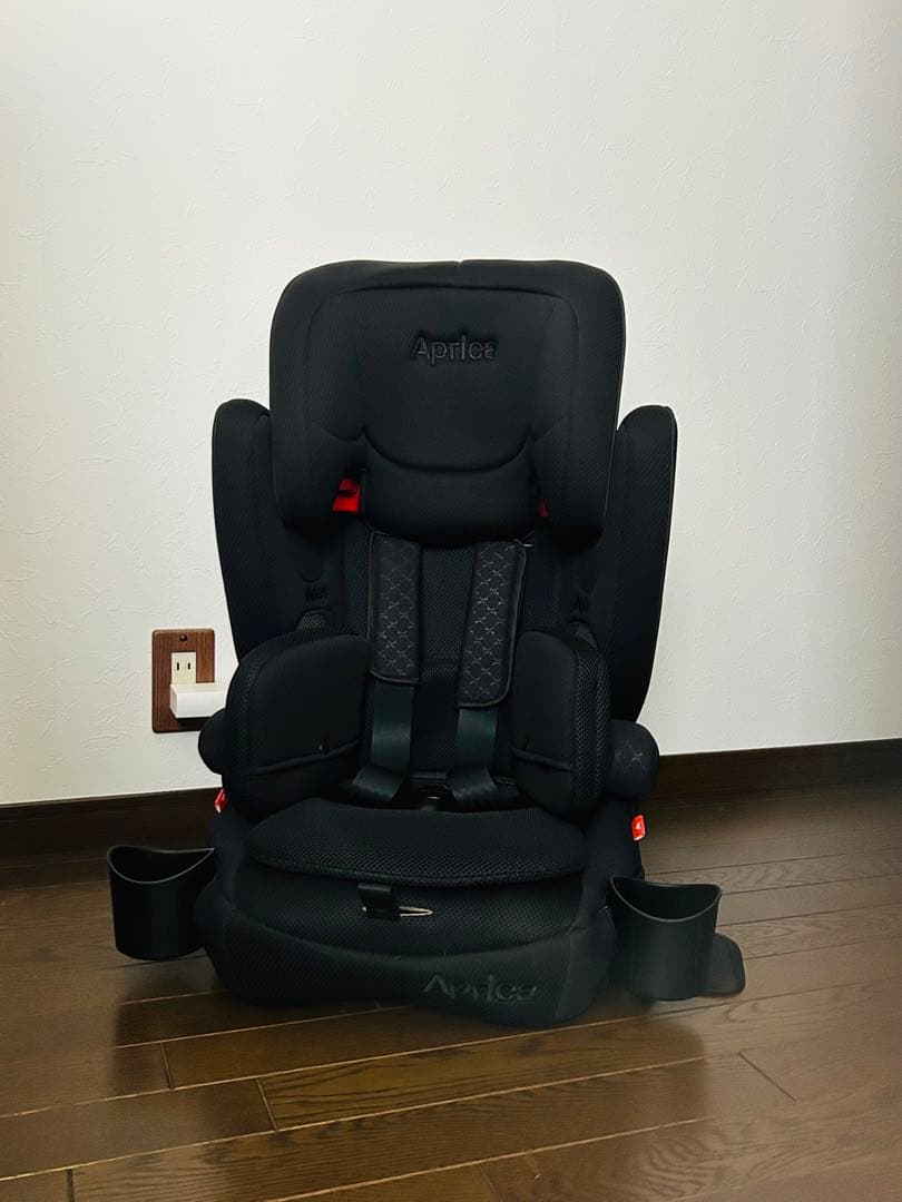 アップリカ ジュニアシート エアグルーヴプラス