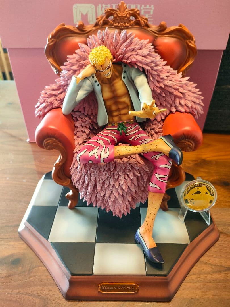 ワンピース ドフラミンゴ 海外フィギュア