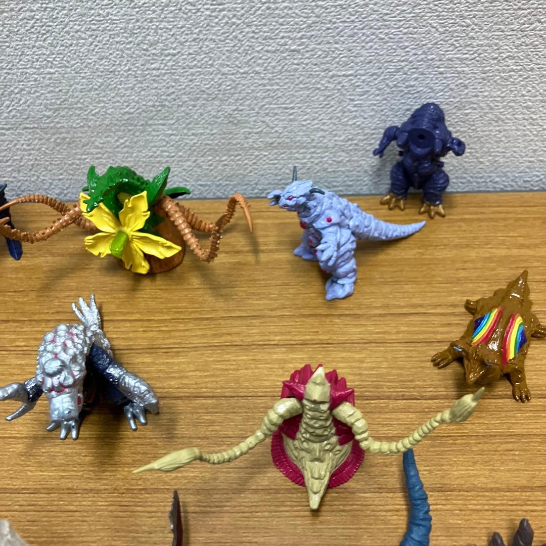 ティガ　ダイナ　モンスター大全集　ウルトラファイト　食玩　など