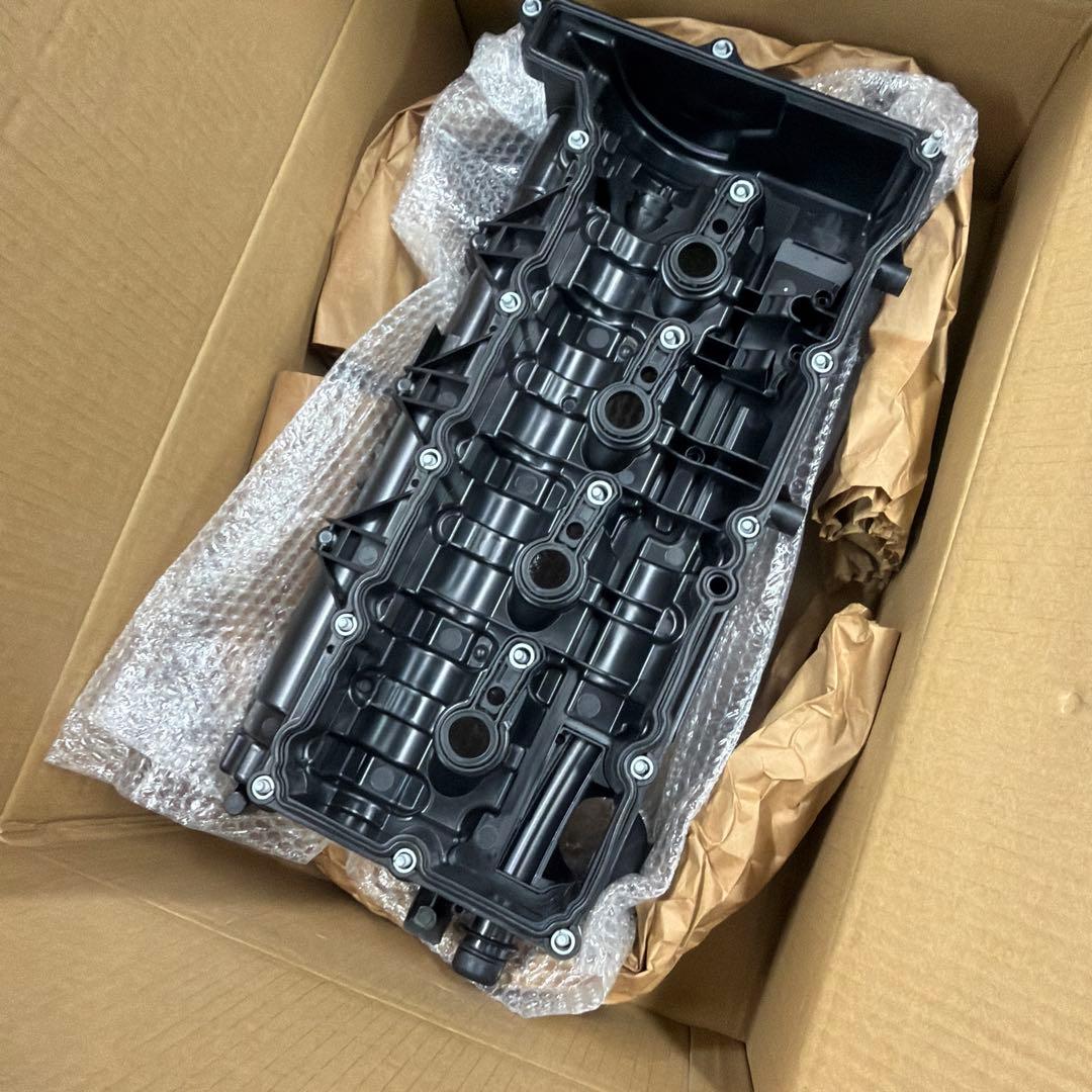 BMW シリンダーヘッドカバー N47 4気筒ディーゼル MAHLE製