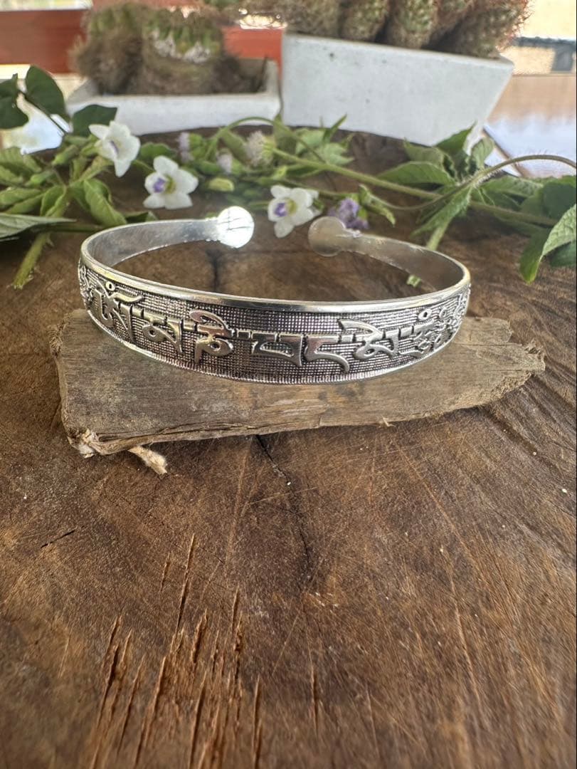 でしゅこさん専用　カレンシルバー バングル 925 チベット仏教マントラ彫刻