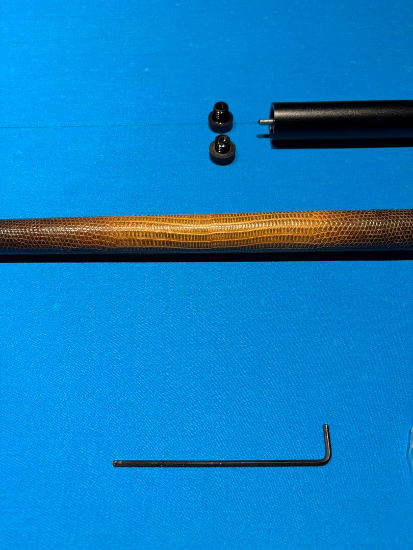 オメガDPK カスタムキュー シャフト2本、エクステ付き