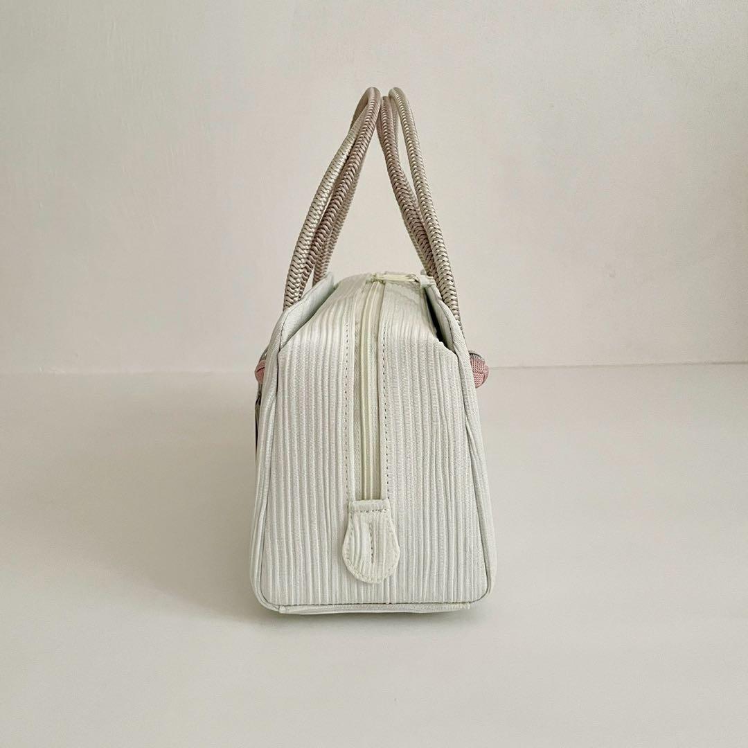 和装バッグ　横長　利休　バッグ　小田巻　白　青みを含んだ 白　正絹　日本製