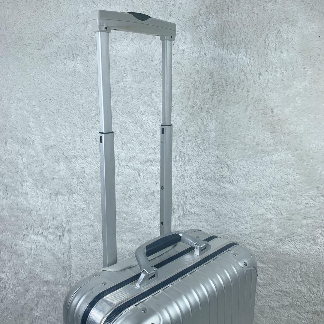 廃盤品✨美品✨RIMOWA リモワ スーツケース シルバーインテグラル 63L