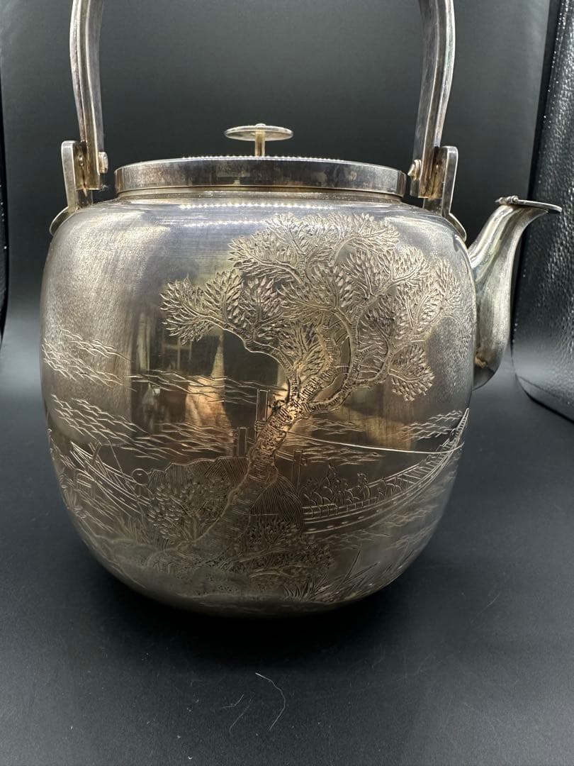 純銀 銀瓶 水差 大水指 彫刻 片切彫 箱あり 1201g 骨董