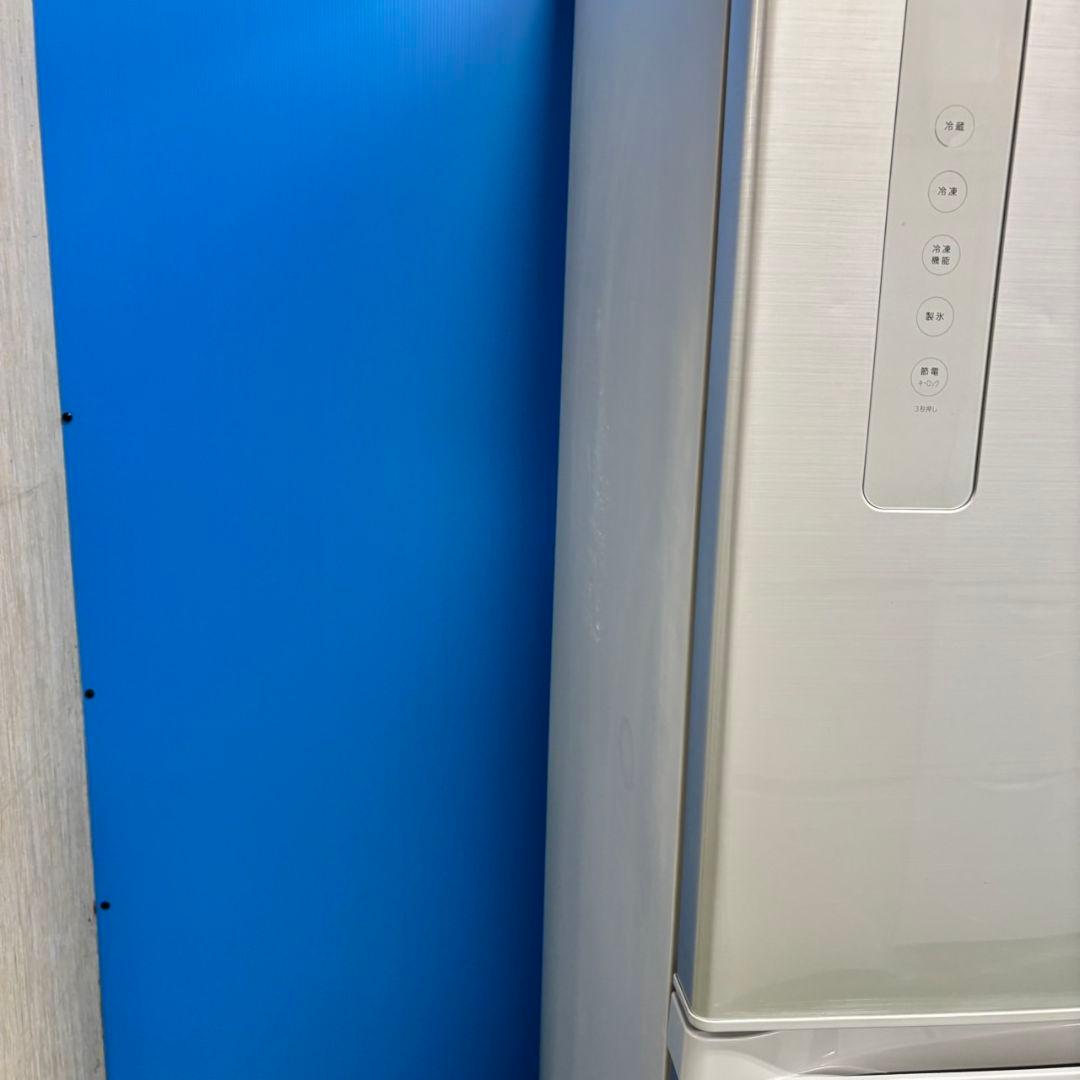 523 東芝 大型冷蔵庫 400L強 右開き 自動製氷 5ドア 大人気 - メルカリ