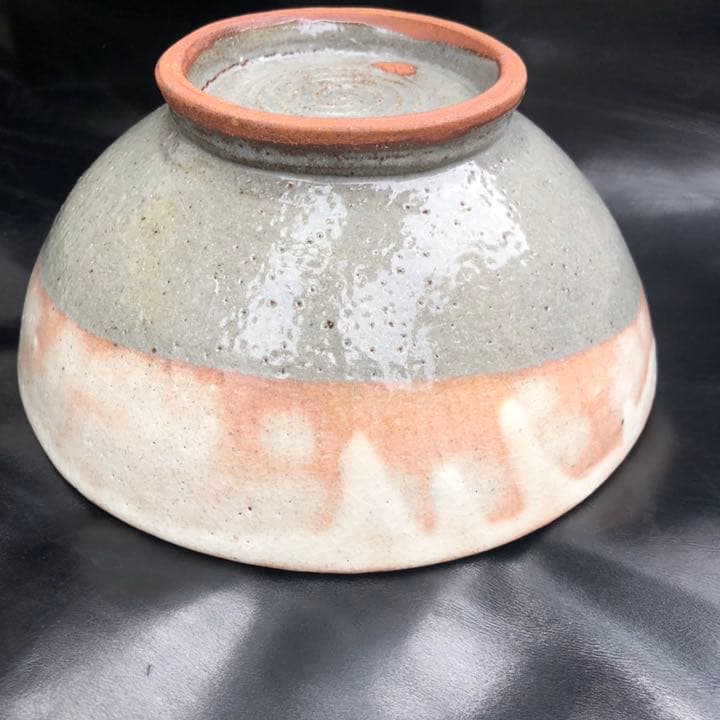 遺品整理◼️蔵から出てきた謎のかなり大きな器、サイズ的に