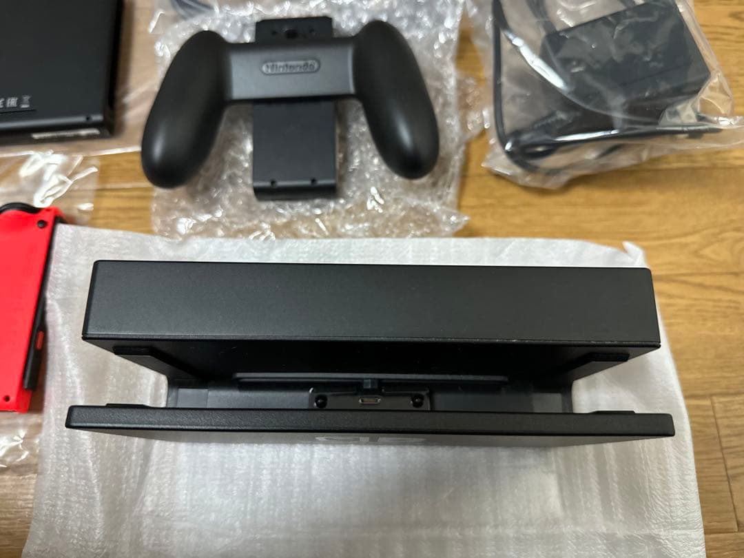 ニンテンドースイッチ　本体　Nintendo Switch