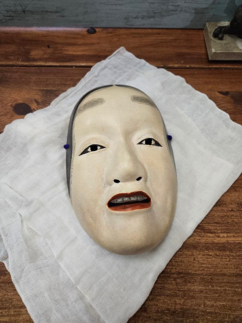 木彫りの能面 北澤節雄 作 在銘 小面 女面 手彫り 額装 日本の
