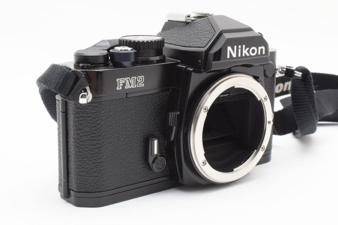 新品級 ニコン NEW FM2 ブラック フィルム モルト新品交換済 M126