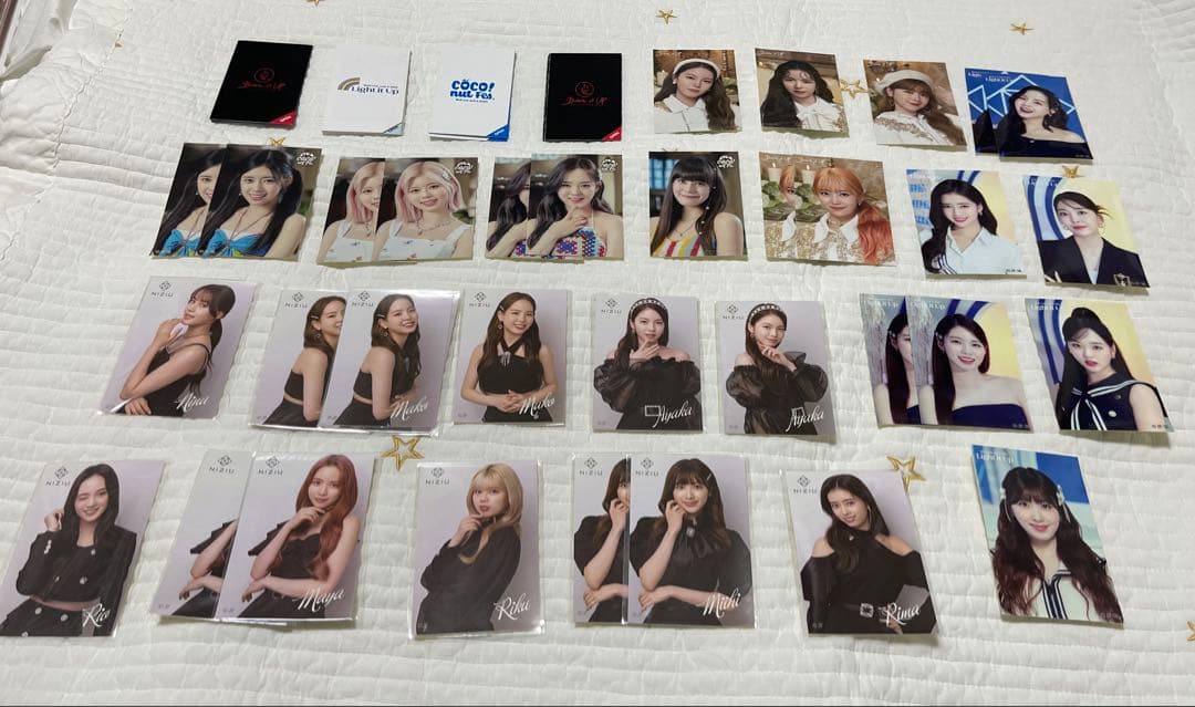 NiziU公式・グッズセットまとめ