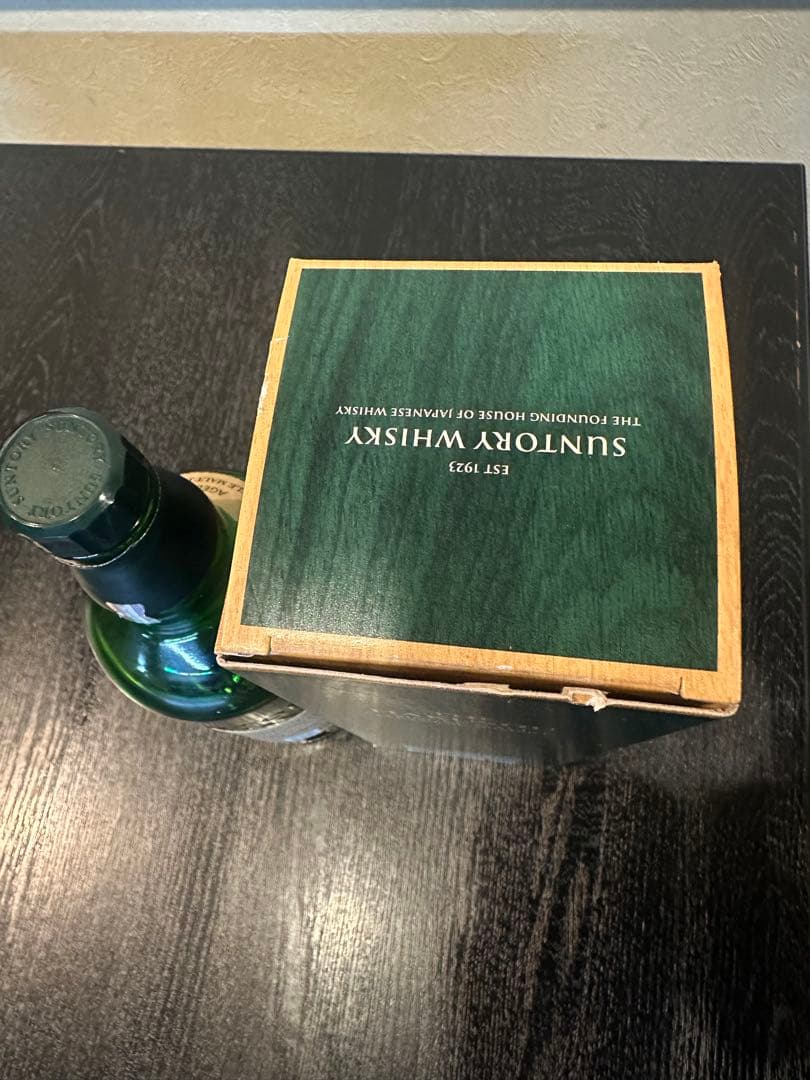 白州18年 700ml サントリー白州18年 700ml 空き瓶 箱付き 白州 18年