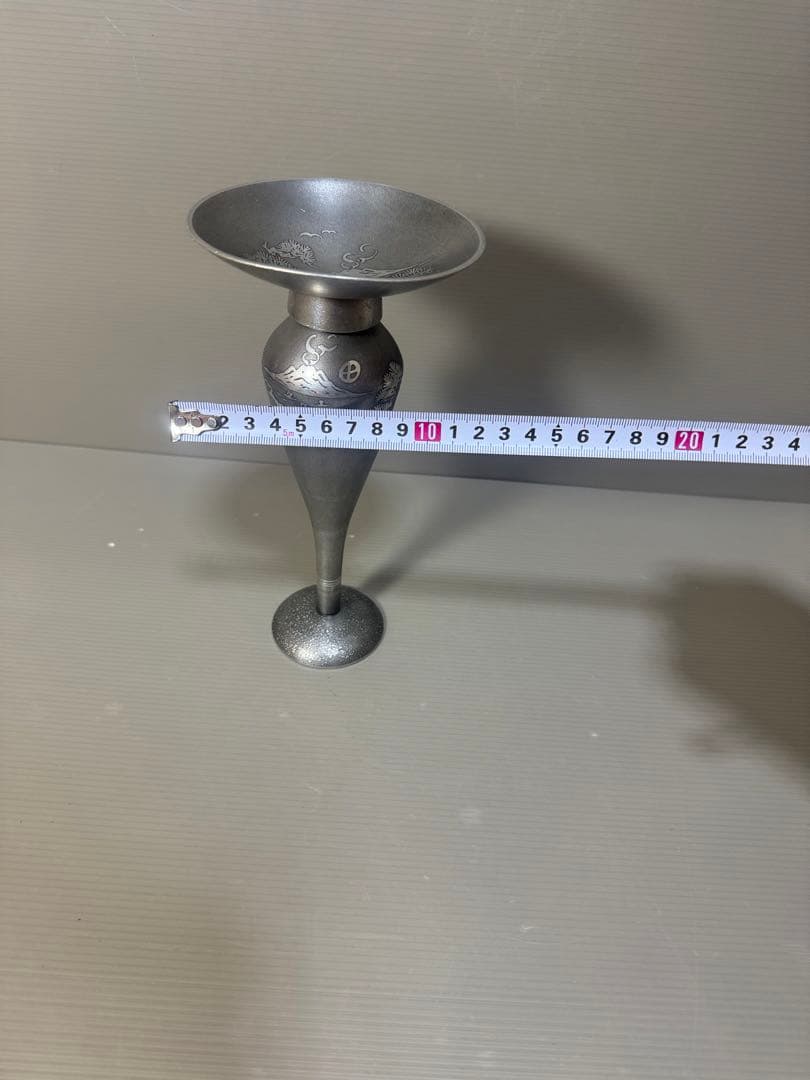 2297 薩摩錫器 岩切美巧堂 花入れ1客　盃1客