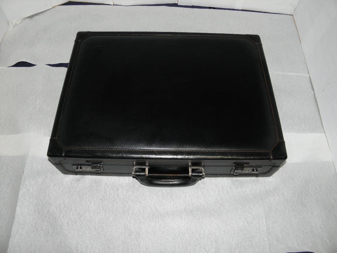 dunhill ダンヒル アタッシュケース ダイヤルロック レザー 黒