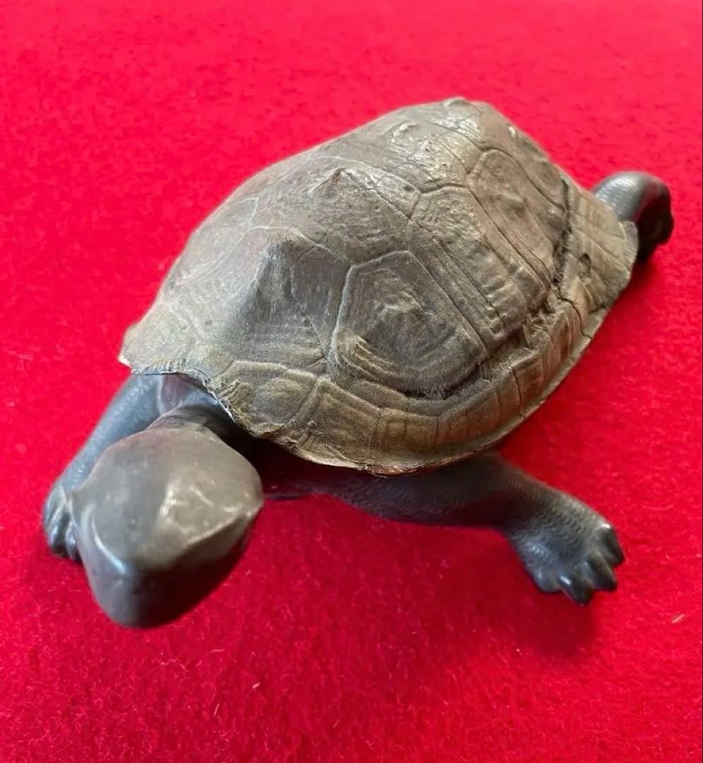美術作品・亀の彫像・小物入れ・骨董品・松立斉・亀彫刻・印籠・彫刻・