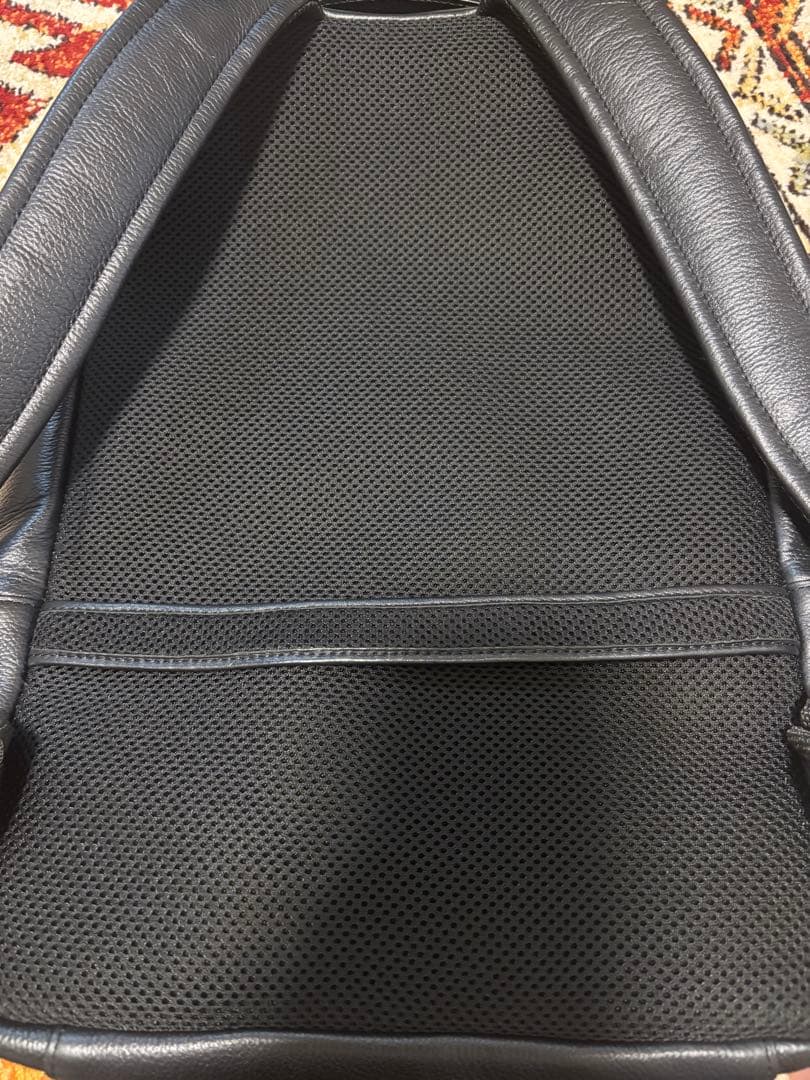 ビジネスレザーファクトリー　リュック　ブラック