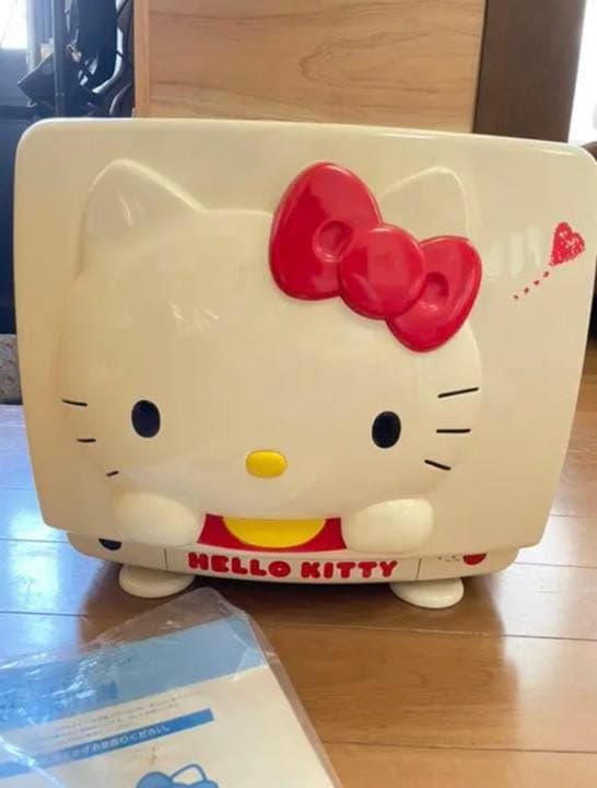 サンリオ ハローキティ 激レア 14型ブラウン管 限定テレビ❣️ - メルカリ