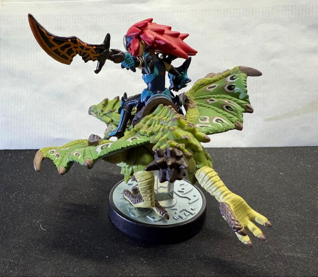 amiibo アミーボ　リオレイア&シュヴァル　モンスターハンター