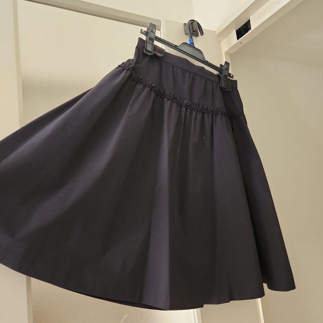 新品❤トゥービーシック　44 紺色 フレアスカート 膝丈 ロング