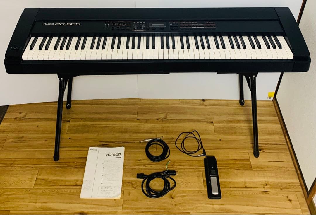 Roland RD-600 88鍵盤 ステージピアノ 電子ピアノ 97年製 - メルカリ