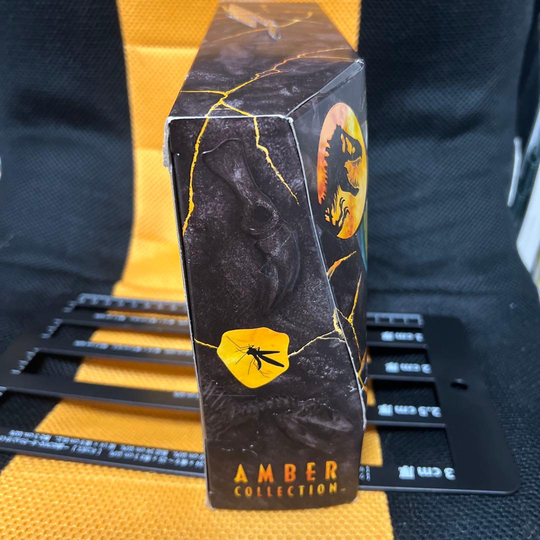 マテル　アンバーコレクション　ヴェロキラプトル　ブルー　フィギュア　ジュラシック