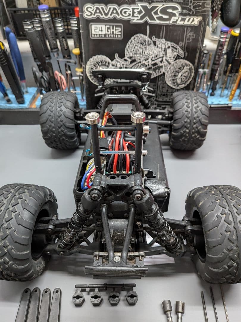 HPI サベージ FLUX 1/12