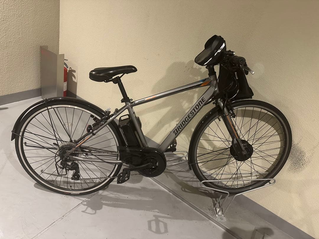 美品ブリヂストン電動クロスバイク TB1e TB7B42